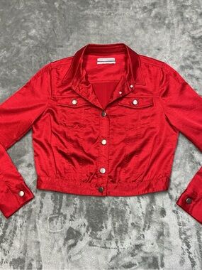 Urban Outfitters Red Satin Cropped Jacket Women’s Medium button closure/accents